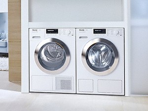 Возможность встраивания под столешницу Возможность встраивания под столешницу