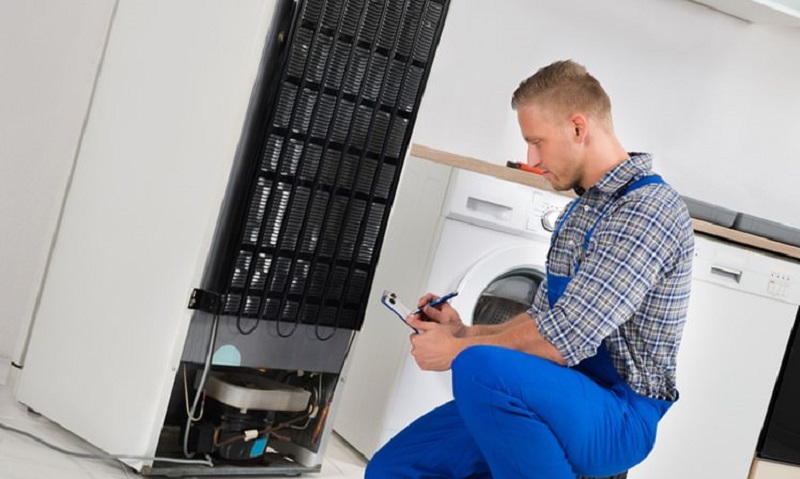 Почему течет холодильник Почему течет холодильник