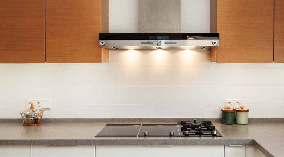 Какая высота вытяжки над газовой плитой