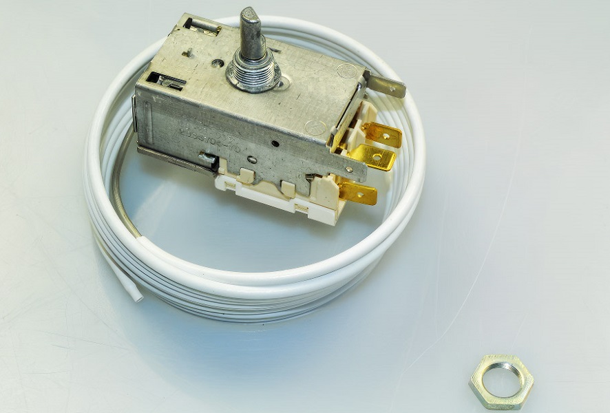 Почему не морозит холодильник Почему не морозит холодильник