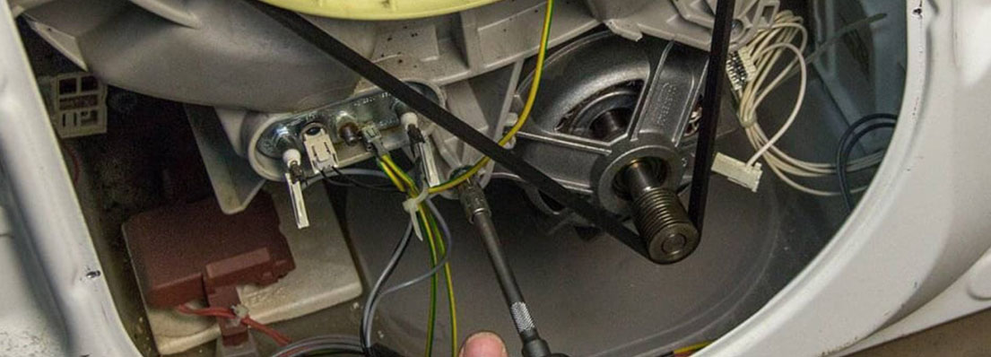 Неисправность двигателя  Неисправность двигателя