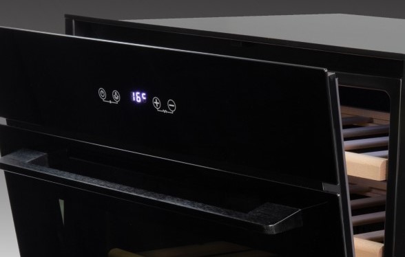 Винный шкаф Zigmund Shtain BR 21 X (preview 3)