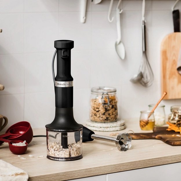 Погружной блендер KitchenAid 5KHBV83EBM матовый черный (фото 9) Погружной блендер KitchenAid 5KHBV83EBM матовый черный (preview 9)