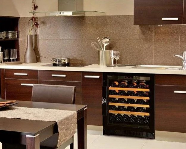 Встраиваемый мультитемпературный винный шкаф EuroCave S-059 K-800011-S (preview 7)