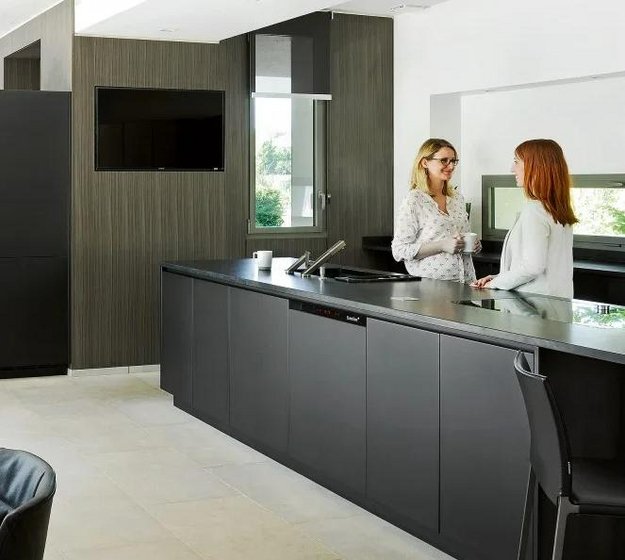 Встраиваемый мультитемпературный винный шкаф EuroCave I-090026-S (preview 3)