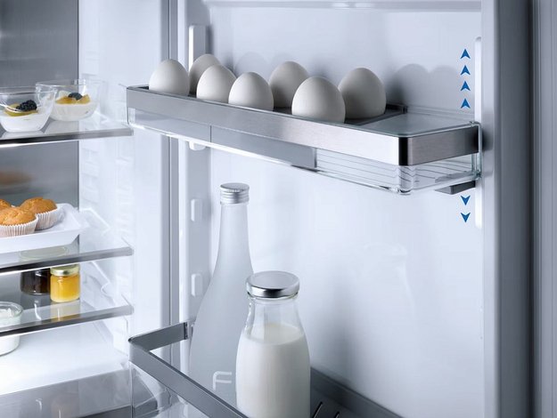 Встраиваемый холодильник Miele KFN 7785 C (фото 7) Встраиваемый холодильник Miele KFN 7785 C (preview 7)