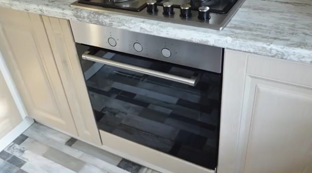 Духовой шкаф Zigmund Shtain BN 20.504 B (video 3)