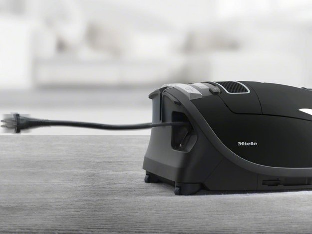Пылесос Miele SGSA3 Complete C3 Parquet Celebration черный обсидиан (preview 3)