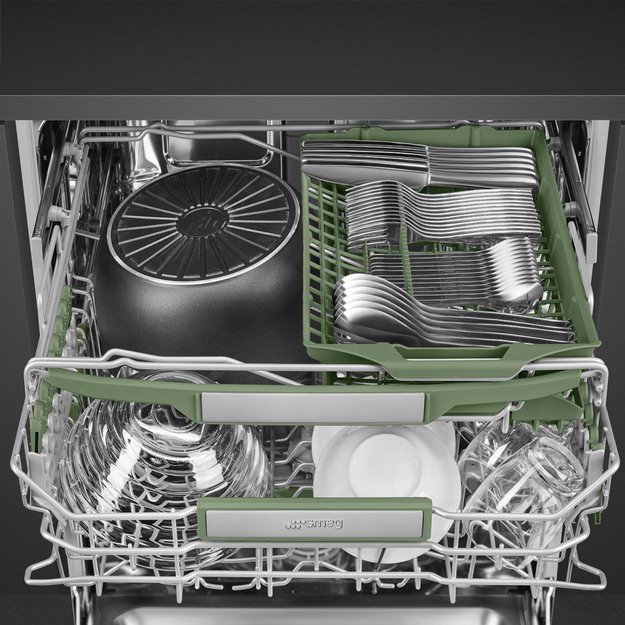 Встраиваемая посудомоечная машина Smeg STL7324AQLLW (preview 4)