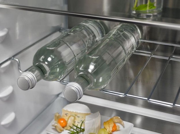 Встраиваемый холодильник Electrolux ENC8MC19S (фото 6) Встраиваемый холодильник Electrolux ENC8MC19S (preview 6)