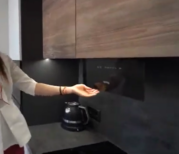 Встраиваемая вытяжка Korting KHP 5211 W (video 1)