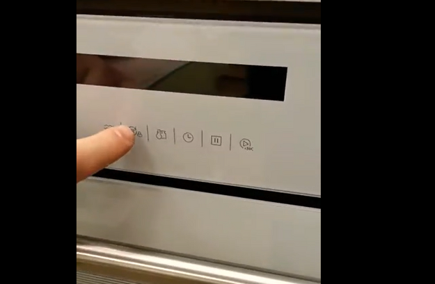 Духовой шкаф Midea MO82107PGG-I (video 1)