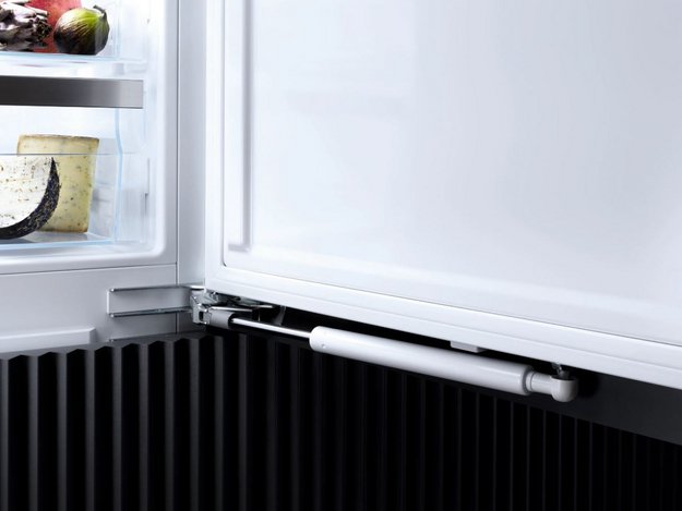 Встраиваемый холодильник Miele K 7777 B (preview 5)