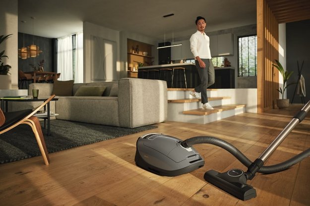 Пылесос Miele Complete C3 Active Parquet PowerLine SGDF5 серый (фото 6) Пылесос Miele Complete C3 Active Parquet PowerLine SGDF5 серый (preview 6)