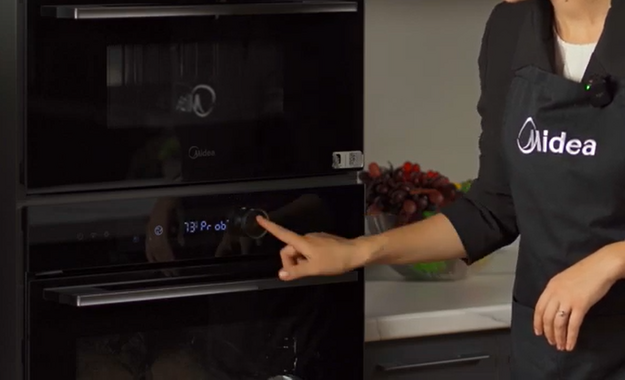 Духовой шкаф Midea MO47001GB (video 3)