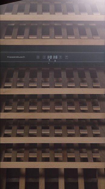 Встраиваемый холодильник для охлаждения вина Kuppersbusch FWK 4800.0 S1 (фото 2) Встраиваемый холодильник для охлаждения вина Kuppersbusch FWK 4800.0 S1 (preview 2)