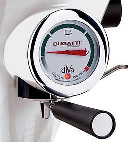 Кофеварка Бугатти Espresso Machine Diva White фото 3 в Краснодаре Кофеварка Bugatti Espresso Machine Diva White фото 3 в Краснодаре