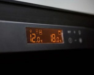 Трехтемпературный винный шкаф EuroCave E-PURE-L P-300064-L фото 4 в Краснодаре