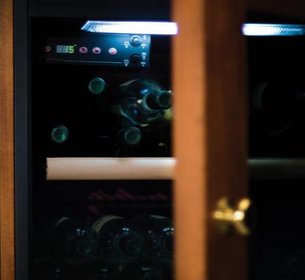 Винный шкаф IP CEXP 401 NU орех фото 2 в Краснодаре