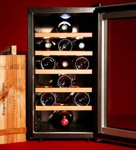 Винный шкаф Ла Соммельер LS18KB фото 3 в Краснодаре Винный шкаф La Sommeliere LS18KB фото 3 в Краснодаре