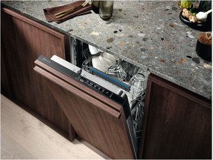 Встраиваемая посудомоечная машина Электролюкс EKA12111L фото 3 в Краснодаре Встраиваемая посудомоечная машина Electrolux EKA12111L фото 3 в Краснодаре