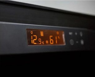 Монотемпературный винный шкаф EuroCave V-REVEL-L R-400016-L2B фото 4 в Краснодаре