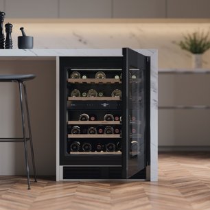 Встраиваемый винный шкаф Аско WCN25842G фото 3 в Краснодаре Встраиваемый винный шкаф Asko WCN25842G фото 3 в Краснодаре