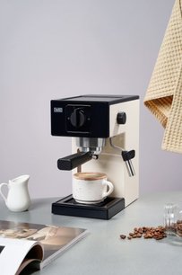 Кофеварка рожковая Вард VCPA1C фото 4 в Краснодаре Кофеварка рожковая VARD VCPA1C фото 4 в Краснодаре