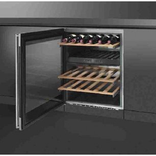 Винный шкаф Смег CVI38XS фото 2 в Краснодаре Винный шкаф Smeg CVI38XS фото 2 в Краснодаре