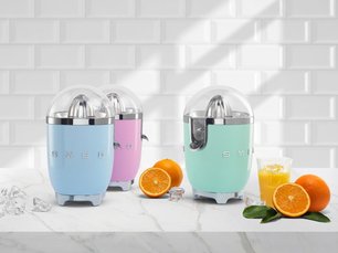 Соковыжималка Smeg CJF01BLEU фото 3