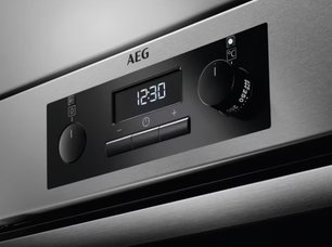 Духовой шкаф АЕГ BEB351110M фото 3 в Краснодаре Духовой шкаф AEG BEB351110M фото 3 в Краснодаре