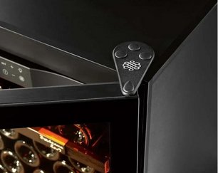 Мультитемпературный винный шкаф EuroCave S-PURE-S P-300019-S фото 3 в Краснодаре