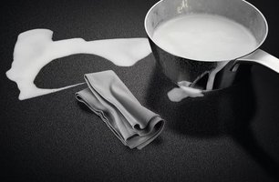 Варочная панель со встроенной вытяжкой AEG TH84CC23CZ фото 4 в Краснодаре