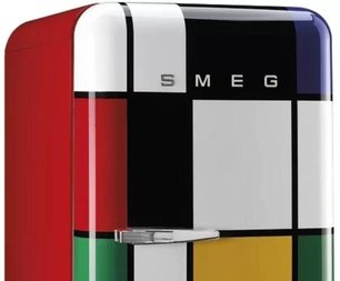 Холодильник Смег FAB28RDMC фото 3 в Краснодаре Холодильник Smeg FAB28RDMC фото 3 в Краснодаре