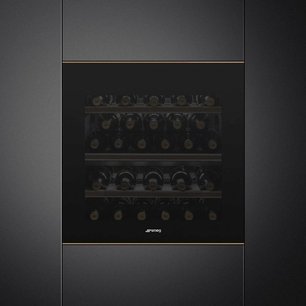 Встраиваемый холодильный шкаф для вина Смег CVI629NR3 фото в Краснодаре Встраиваемый холодильный шкаф для вина Smeg CVI629NR3 фото в Краснодаре