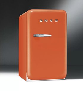 Мини-бар Смег FAB5RO1 фото 2 в Краснодаре Мини-бар Smeg FAB5RO1 фото 2 в Краснодаре