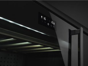 Винный холодильник Смег CVI638LWN3 фото 2 в Краснодаре Винный холодильник Smeg CVI638LWN3 фото 2 в Краснодаре