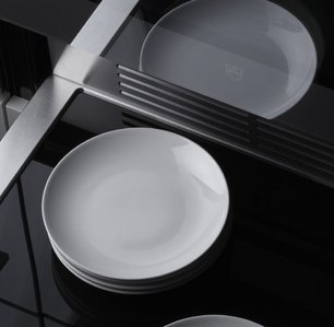 Встраиваемый подогреватель посуды V-ZUG V4000 22 WDEC6V1C черное стекло фото 3 в Краснодаре