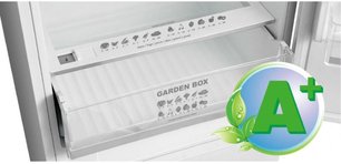 Встраиваемый холодильник Kaiser EKK 60174 фото 3 в Краснодаре