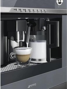 Кофемашина Смег CMS4101S фото 2 в Краснодаре Кофемашина Smeg CMS4101S фото 2 в Краснодаре