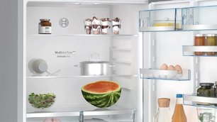 Двухкамерный холодильник Bosch KGP76AIC0N фото 4 в Краснодаре