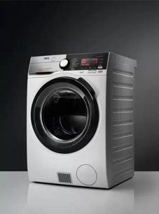 Стирально-сушильная машина АЕГ L9WBCN61B фото 2 в Краснодаре Стирально-сушильная машина AEG L9WBCN61B фото 2 в Краснодаре