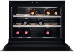 Встраиваемый винный шкаф АЕГ KWE884520M фото 2 в Краснодаре Встраиваемый винный шкаф AEG KWE884520M фото 2 в Краснодаре