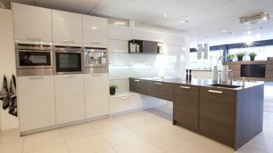 Подогреватель Нефф N21H45N0 фото 2 в Краснодаре Подогреватель Neff N21H45N0 фото 2 в Краснодаре