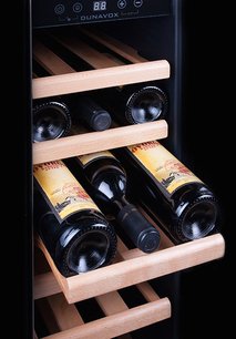 Винный шкаф Дунавокс DX-19.58BK фото 4 в Краснодаре Винный шкаф Dunavox DX-19.58BK фото 4 в Краснодаре