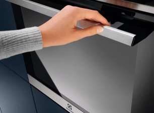 Духовой шкаф Электролюкс EOF5H50BX фото 3 в Краснодаре Духовой шкаф Electrolux EOF5H50BX фото 3 в Краснодаре