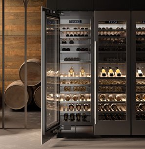 Встраиваемый винный шкаф Сигначе Китчен Сьют SKSCW242RP фото 4 в Краснодаре Встраиваемый винный шкаф Signature Kitchen Suite SKSCW242RP фото 4 в Краснодаре