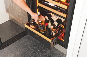 Встраиваемый монотемпературный винный шкаф V-INSP-S EuroCave I-090017-S фото 3 в Краснодаре