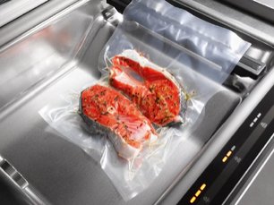 Вакуумный упаковщик Miele EVS6114 CLST фото 2 в Краснодаре