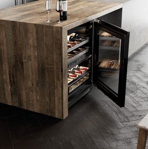 Встраиваемый винный шкаф Сигначе Китчен Сьют SKSUW2401G фото 4 в Краснодаре Встраиваемый винный шкаф Signature Kitchen Suite SKSUW2401G фото 4 в Краснодаре